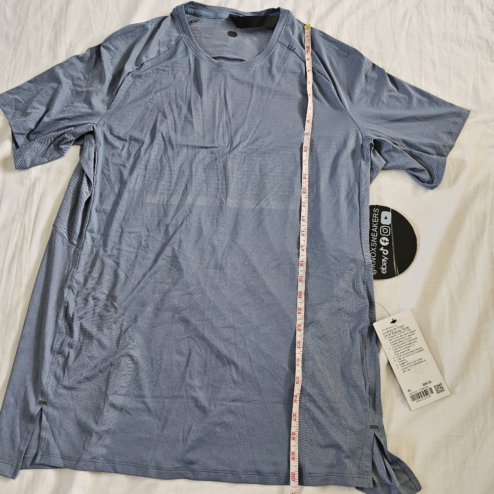 Lululemon License to Train Short Sleeve *Elite, UTYB/CHBY Blue Men's Size XLarge - Picture 9 of 10